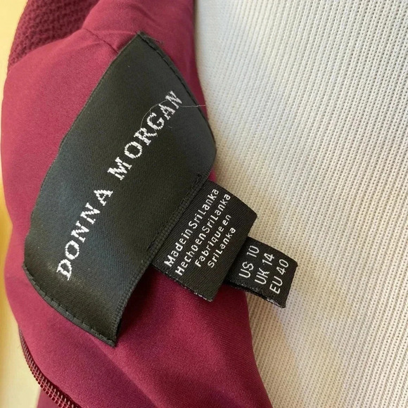 Donna Morgan Catalina Crepe Halter Maxi Dress Size 10 - Picture 7 of 11